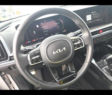 Glacial White Pearl 2024 Kia Sorento SX