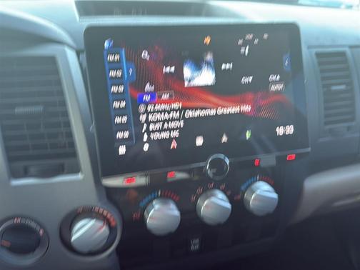 2013 Toyota Tundra CREWMAX