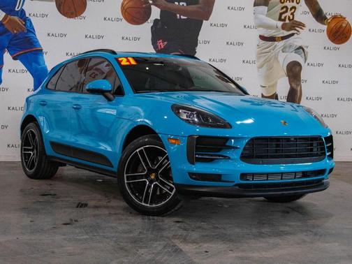 2021 Porsche Macan Base