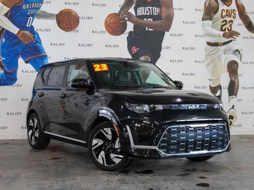 Fusion Orange 2023 Kia Soul GT-Line 2.0L