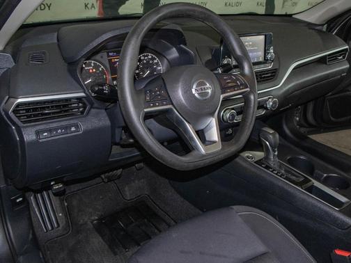 2022 Nissan Altima 2.5 S