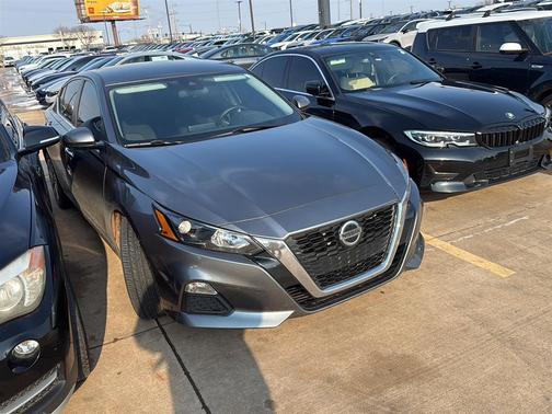 2022 Nissan Altima 2.5 S