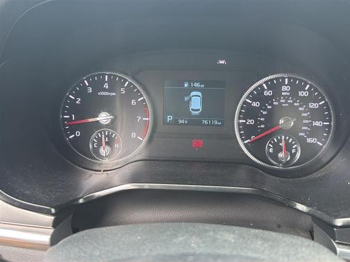 Everlasting Silver 2022 Kia Telluride LX