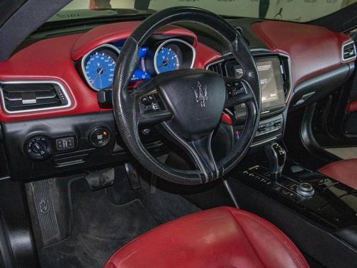 2018 Maserati Ghibli Base