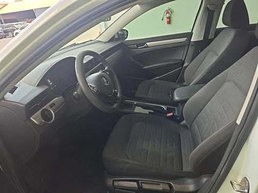 2020 Volkswagen Passat 2.0T S