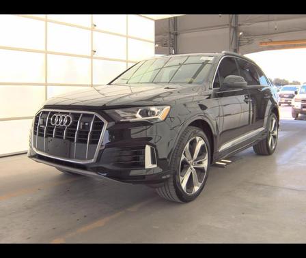 2022 Audi Q7 55 Premium Plus