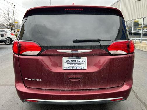 2018 Chrysler Pacifica Touring Plus