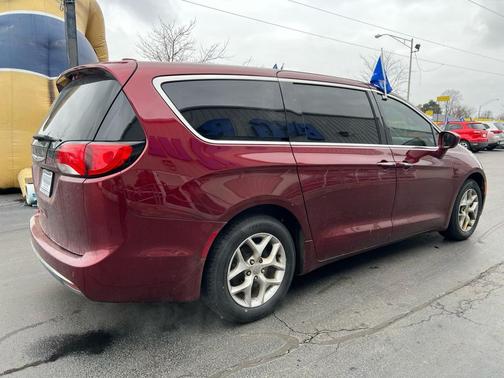 2018 Chrysler Pacifica Touring Plus