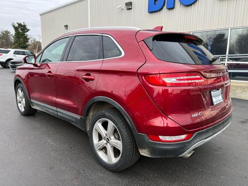 2015 Lincoln MKC Base