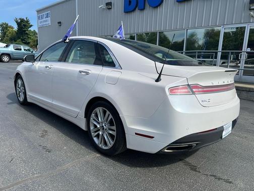 2014 Lincoln MKZ Base