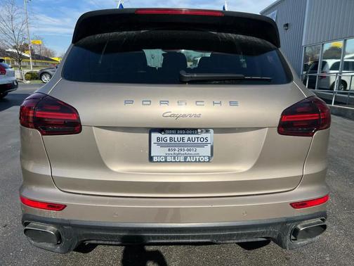 2016 Porsche Cayenne Cayenne