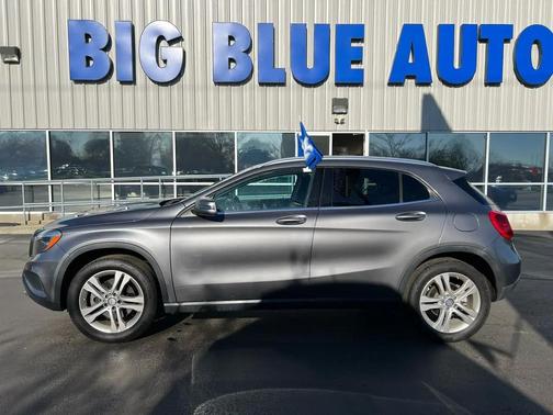 Gray 2017 Mercedes-Benz GLA 250 4MATIC