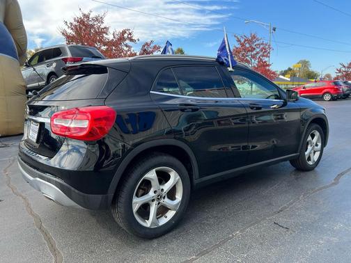 2018 Mercedes-Benz GLA 250 Base