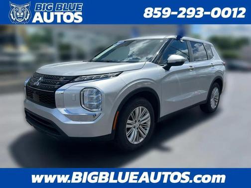 Silver 2022 Mitsubishi Outlander ES S-AWC