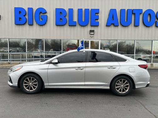 2019 Hyundai SONATA SE