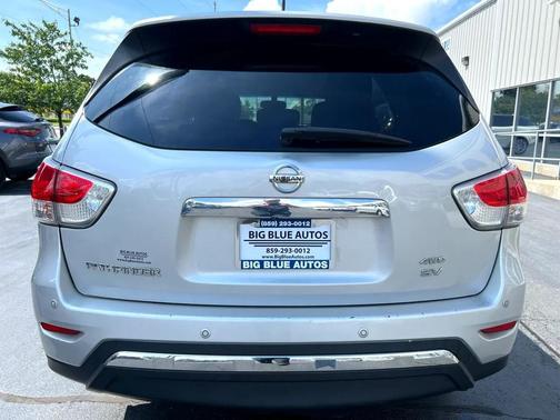 2016 Nissan Pathfinder Platinum