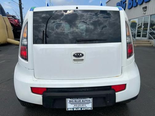 2010 Kia Soul +