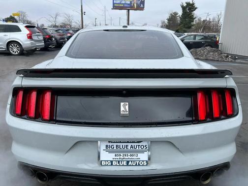 2017 Ford Shelby GT350 Base