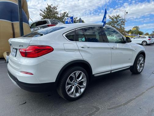 2018 BMW X4 xDrive28i Sports Activity Coupe