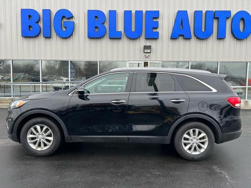 2017 Kia Sorento LX