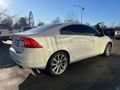 2018 Volvo S60 Inscription T5
