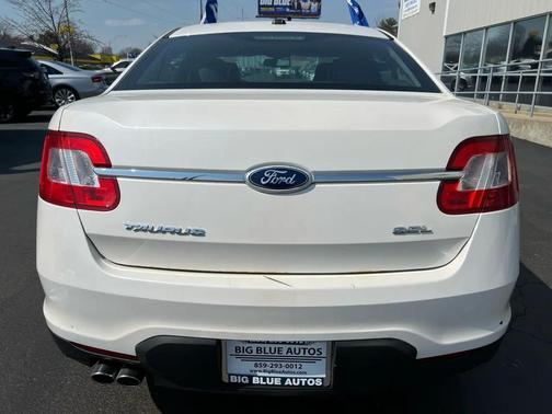 2011 Ford Taurus 4dr Sdn SEL FWD