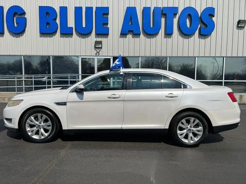 2011 Ford Taurus 4dr Sdn SEL FWD