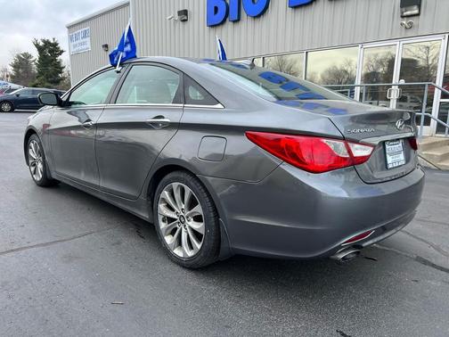 2013 Hyundai SONATA SE