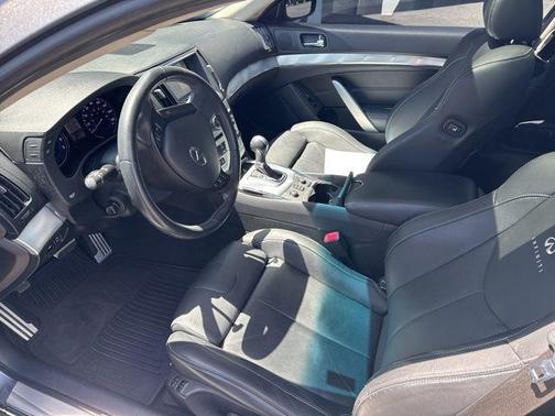 Graphite Shadow 2014 INFINITI Q60 Base