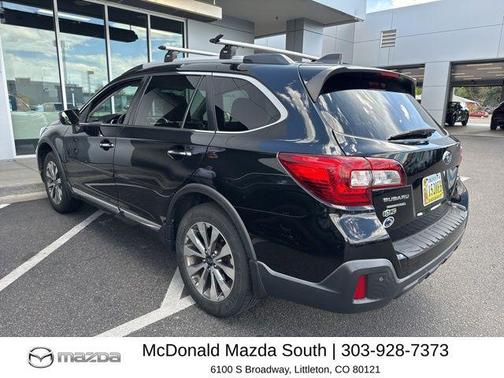 Crystal Black Silica 2019 Subaru Outback 2.5i Touring