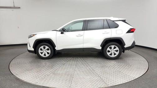 Ice Cap 2024 Toyota RAV4 LE