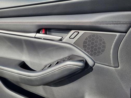 Deep Crystal Blue Mica 2026 Mazda Mazda3 2.5 S Select Sport