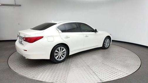 2015 INFINITI Q50 Premium