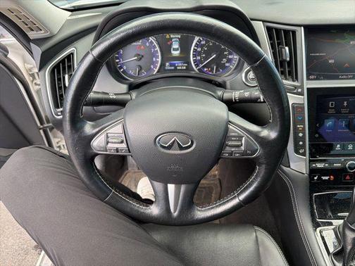 2015 INFINITI Q50 Premium