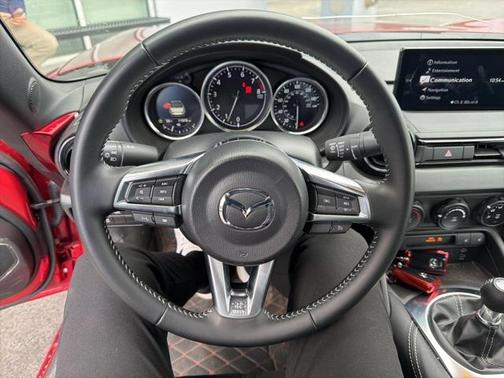 2024 Mazda MX-5 Miata Club