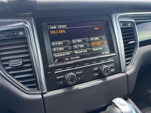 2015 Porsche Macan S