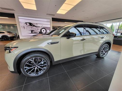 2025 Mazda CX-70 PHEV Premium Plus Package