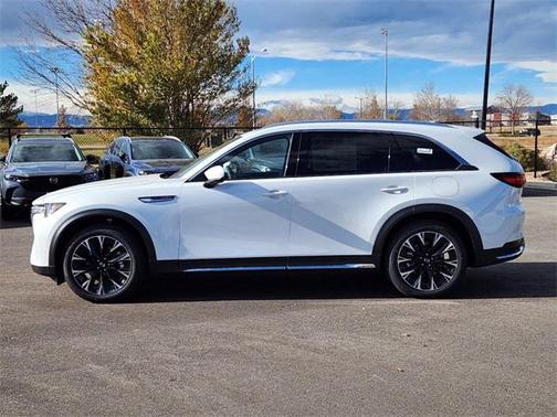 2025 Mazda CX-90 PHEV Premium Plus