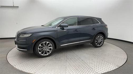2022 Lincoln Nautilus Reserve