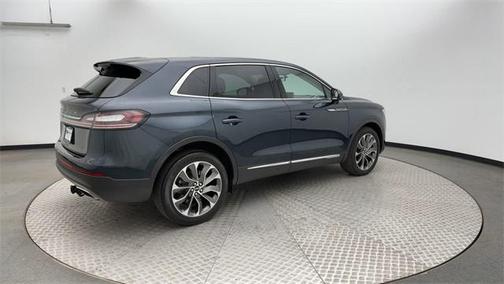 2022 Lincoln Nautilus Reserve
