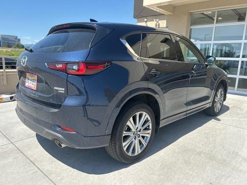 2022 Mazda CX-5 Signature