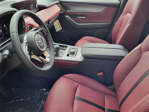 2025 Mazda CX-70 PHEV Premium Plus Package