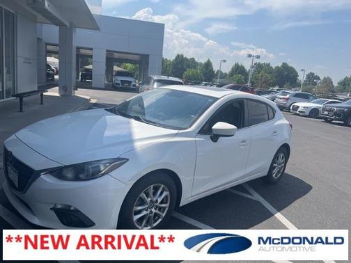 2016 Mazda Mazda3 i Touring