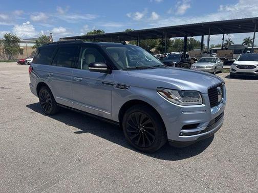 CHROMA CRYSTAL BLUE PREMIUM 2021 Lincoln Navigator Black Label