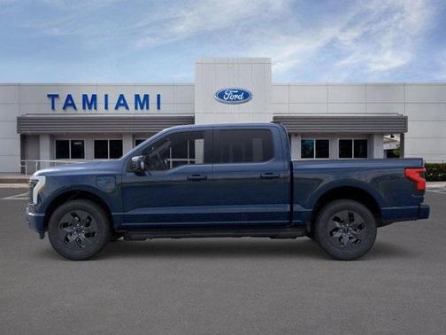 2025 Ford F-150 Lightning LARIAT