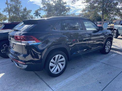 2022 Volkswagen Atlas Cross Sport 3.6L V6 SE w/Technology
