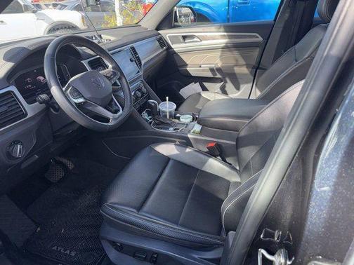 2022 Volkswagen Atlas Cross Sport 3.6L V6 SE w/Technology