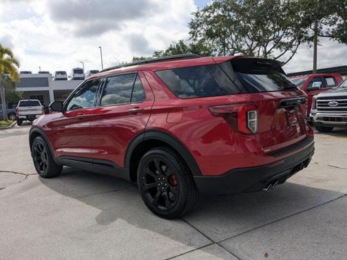 2021 Ford Explorer ST