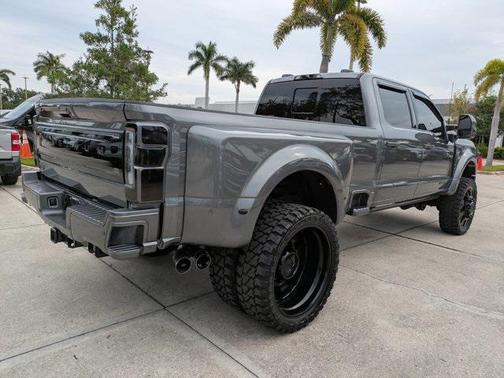 2024 Ford F-450 Platinum
