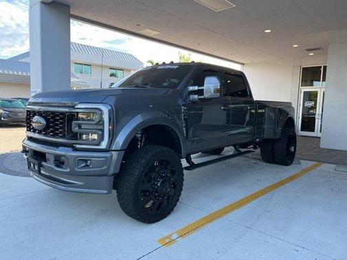 2024 Ford F-450 Platinum